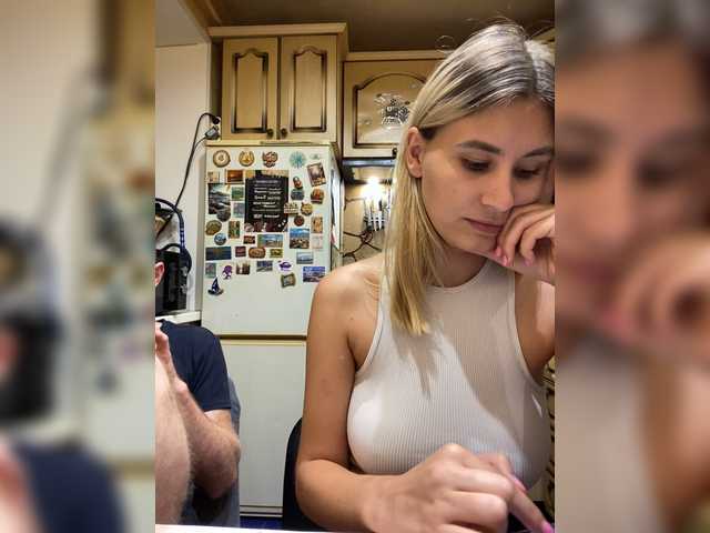 -Breid-1 live cam on BongaCams