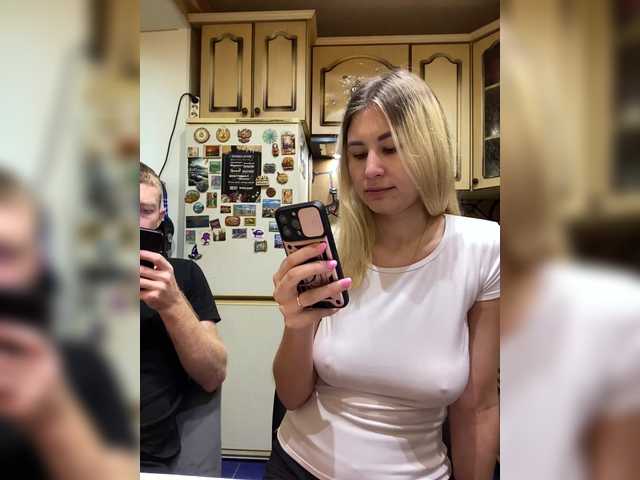-Breid-1 live cam on BongaCams