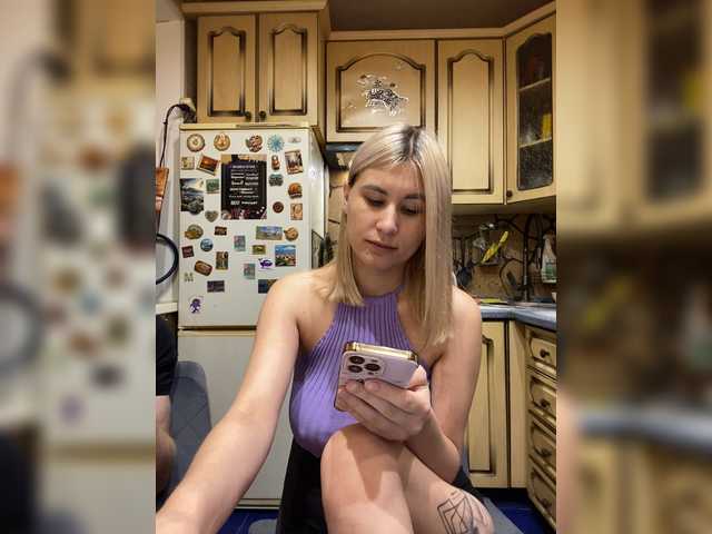 -Breid-1's BongaCams profile