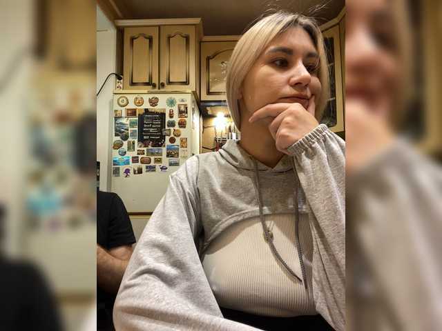 -Breid-1 live cam on BongaCams