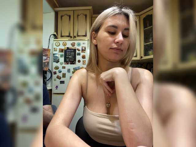 -Breid-1 live cam
