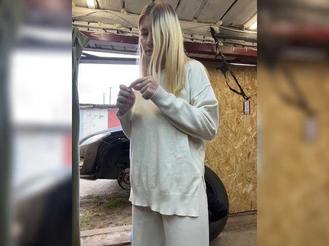 Blonde