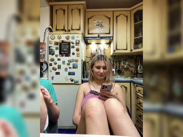 -Breid-1 live cam