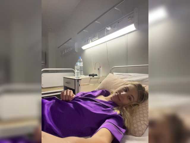 -Breid-1 live cam on BongaCams