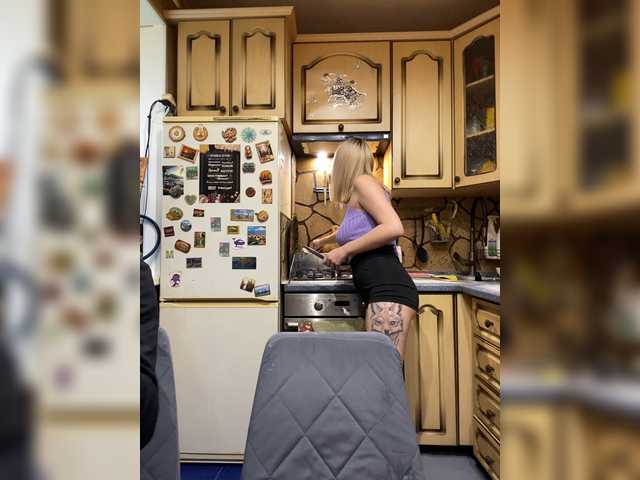 -Breid-1's BongaCams profile