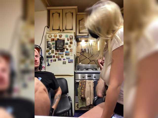 -Breid-1 live cam on BongaCams