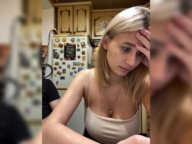 -Breid-1's BongaCams show and profile