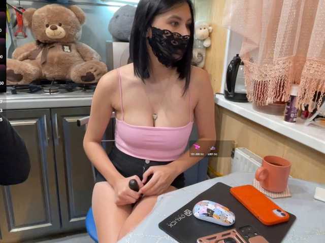 -Breid-1 live cam on BongaCams