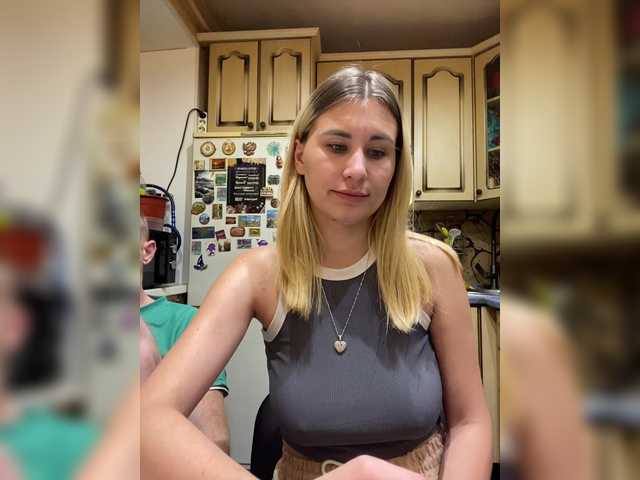 -Breid-1 live cam preview