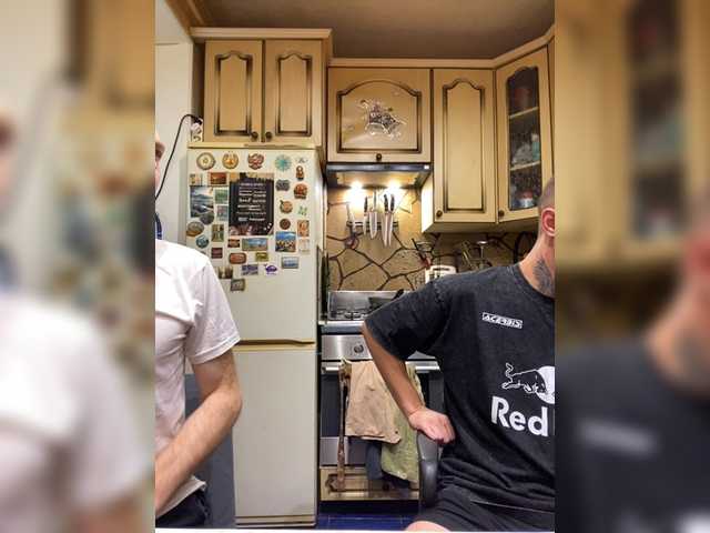 _Magic_ — live couple cam