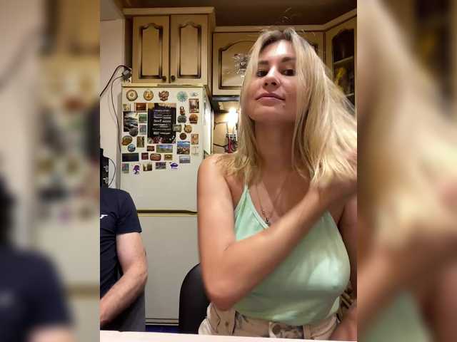 -Breid-1 live cam on BongaCams