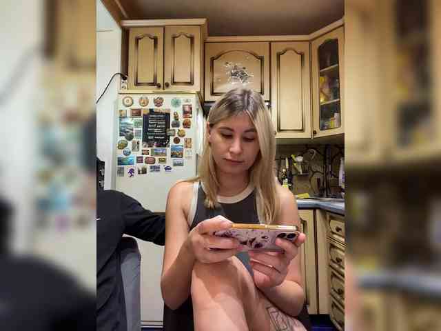 _magic_'s cam show statistics and live stream