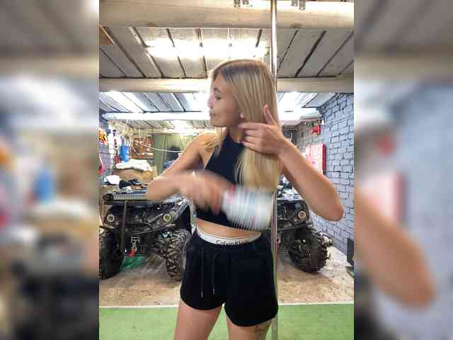 -Breid-1 Sex Cam Show