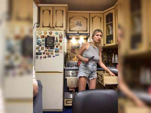 -Breid-1 Sex Cam Show