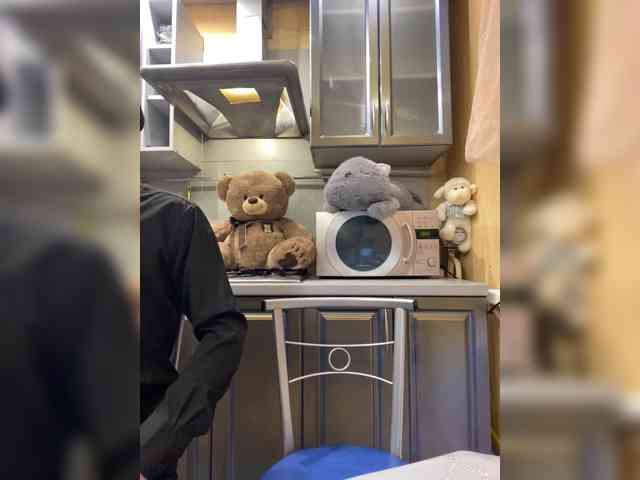 -Breid-1 Live Webcam on BongaCams