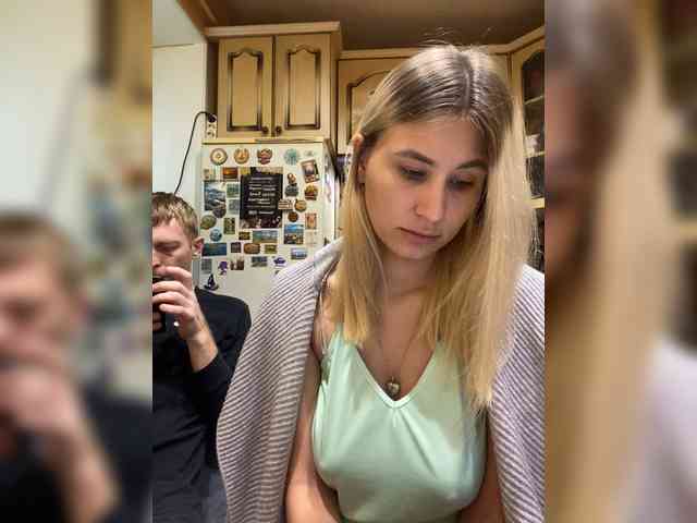 -Breid-1 Live Webcam on BongaCams