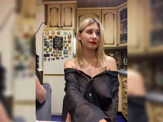 -Breid-1 Live Webcam on BongaCams