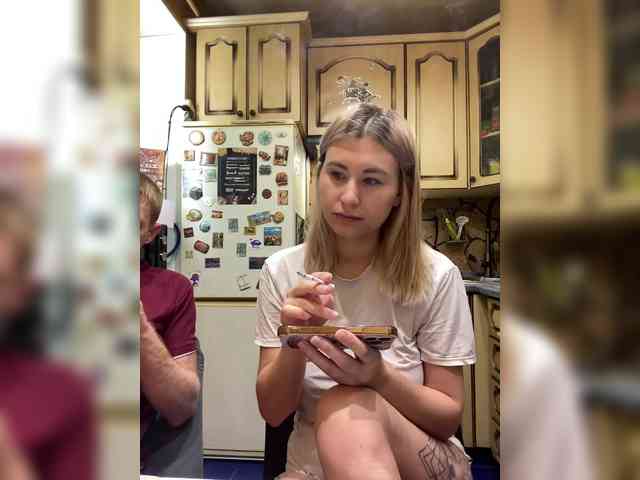 -Breid-1 Live Webcam on BongaCams