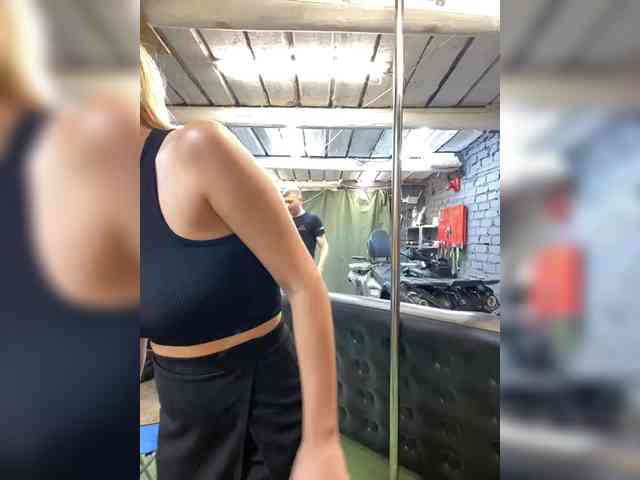 -Breid-1 Sex Cam Show