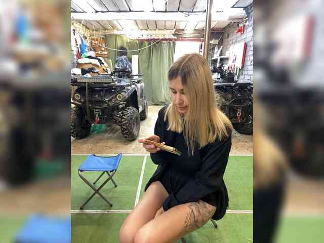 -Breid-1 Sex Cam Show