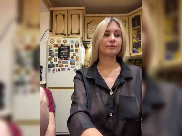 _magic_'s cam show statistics and live stream