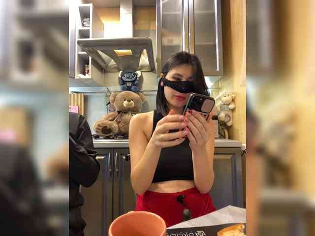 -Breid-1 Live Webcam on BongaCams