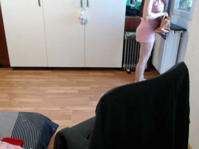 kristineexxx live cam on UnifiedCams