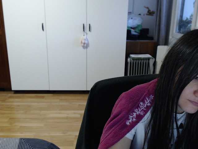 kristineexxx, en directo ahora en BongaCams