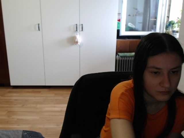 kristineexxx live cam on UnifiedCams