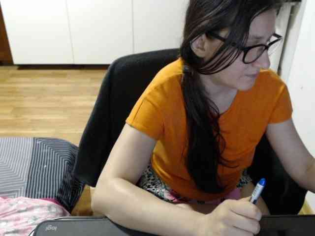kristineexxx webcam