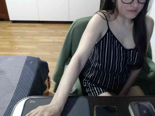 kristineexxx webcam