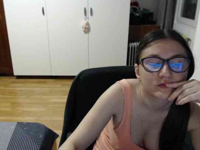kristineexxx webcam