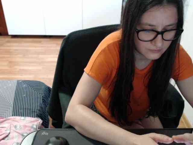 kristineexxx webcam