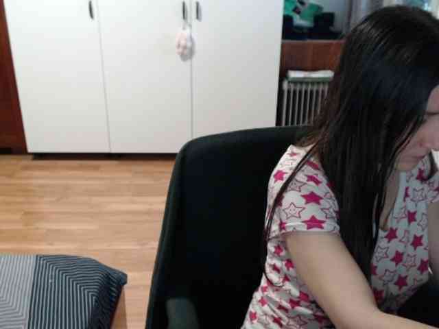 kristineexxx webcam