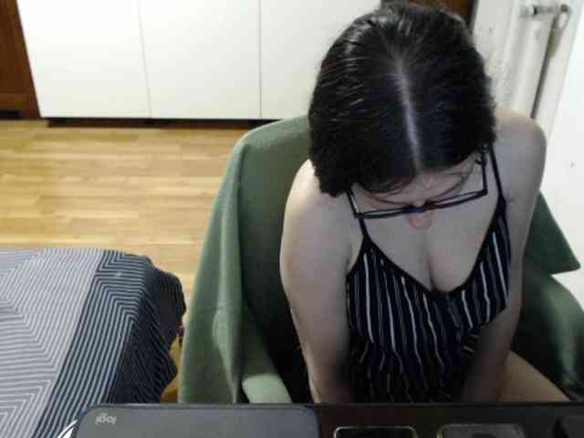 kristineexxx webcam