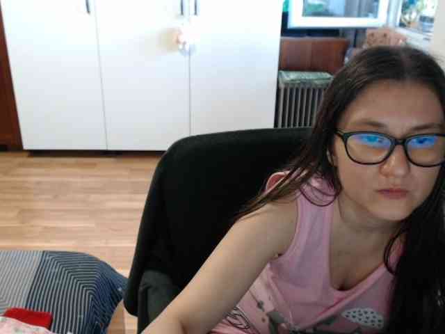 kristineexxx webcam