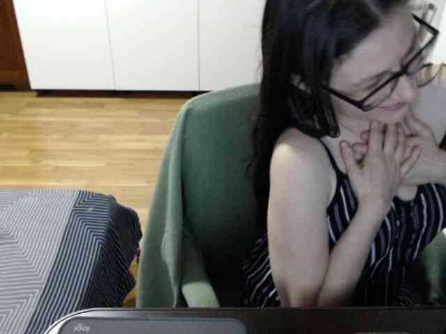 kristineexxx webcam