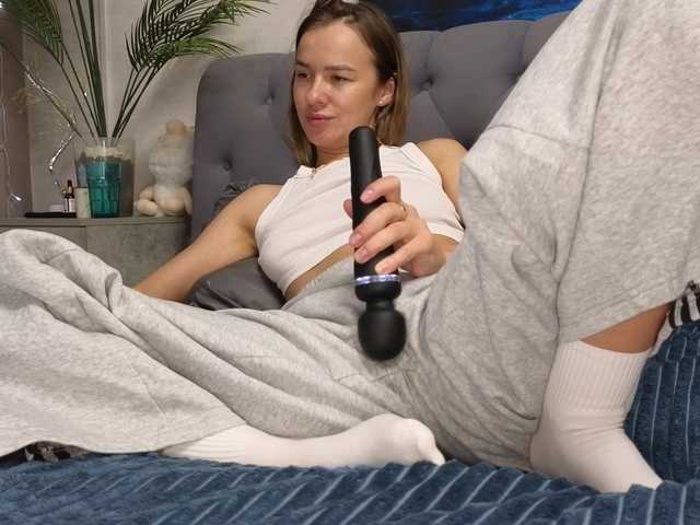 -Sexyhotangel-'s BongaCams show and profile