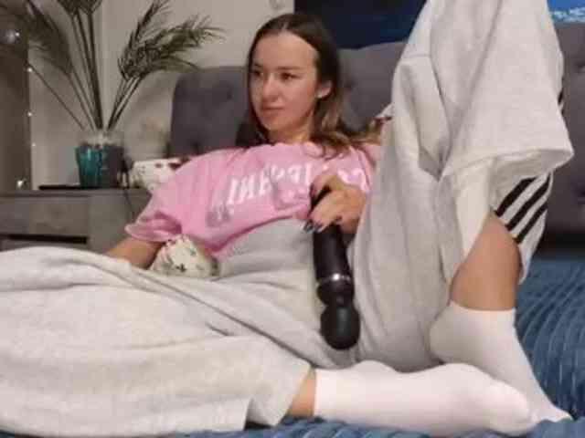 -sexy_hot_angel-'s live room