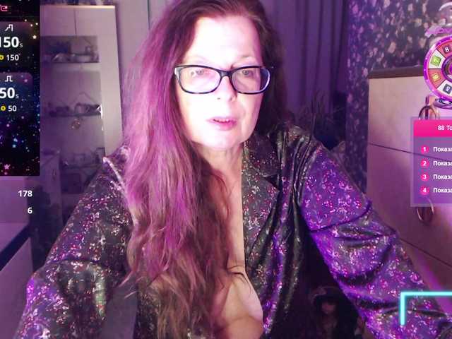 HelenBerg live cam on BongaCams
