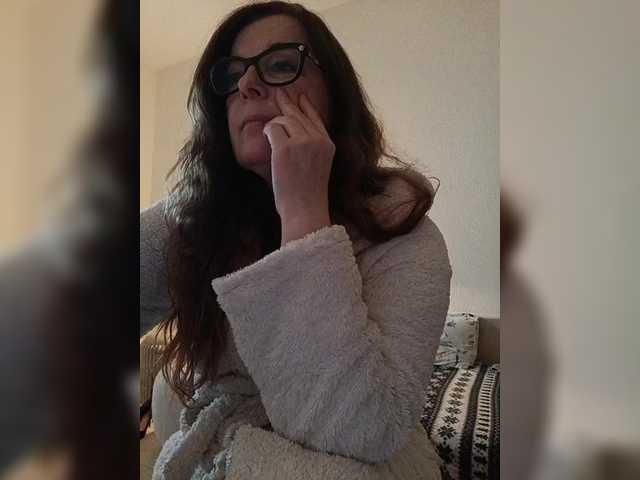 HelenBerg's BongaCams show and profile