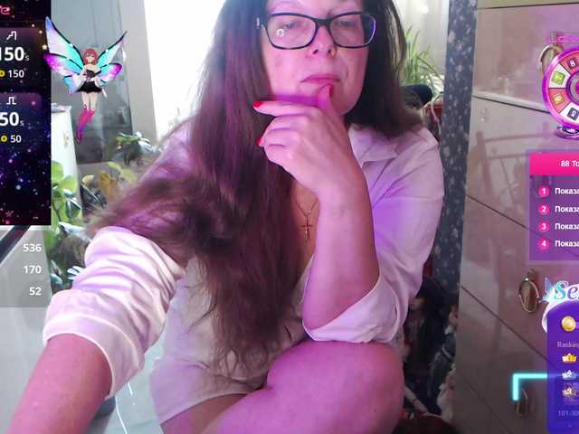 HelenBerg live cam on BongaCams