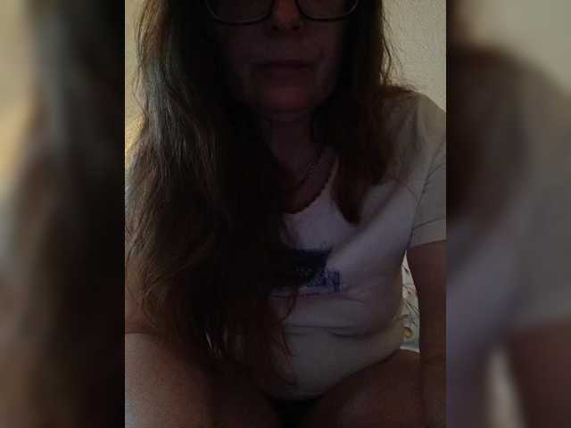 HelenBerg's BongaCams show and profile