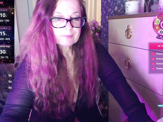 HelenBerg live cam on BongaCams