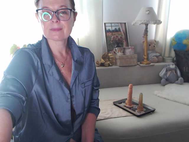HelenBerg live cam on BongaCams