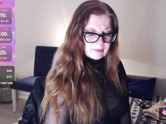 HelenBerg's BongaCams show and profile