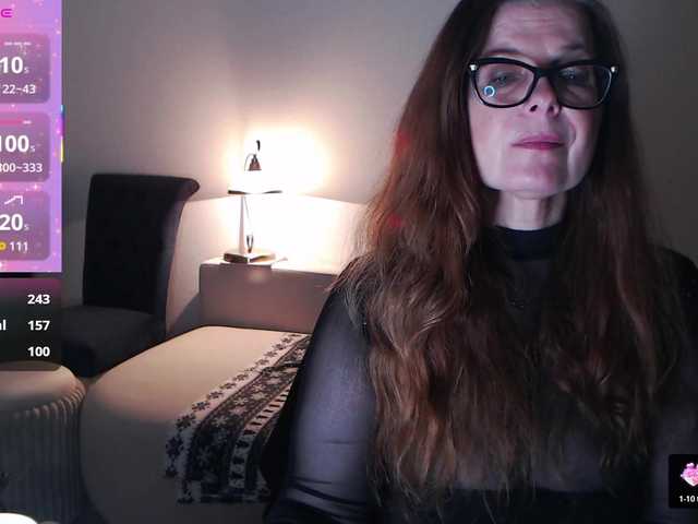 HelenBerg's BongaCams show and profile