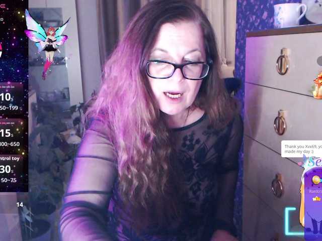 HelenBerg live cam preview