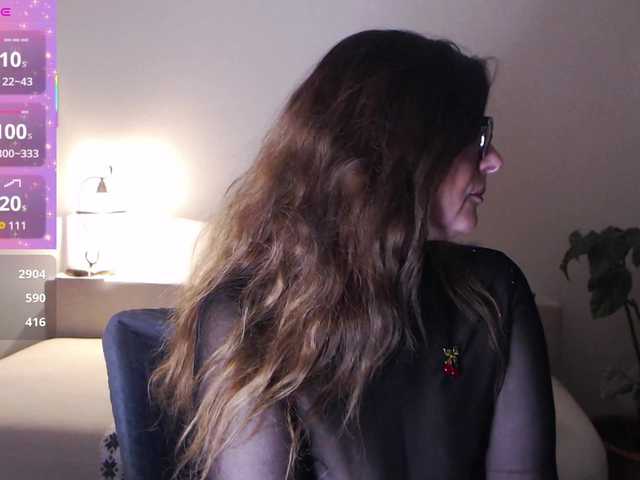 HelenBerg's BongaCams show and profile