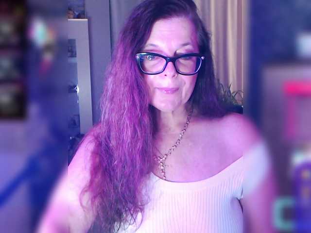 HelenBerg live cam on BongaCams